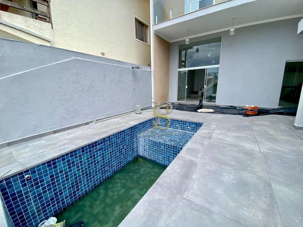 Casa, 3 quartos, 240 m² - Foto 9