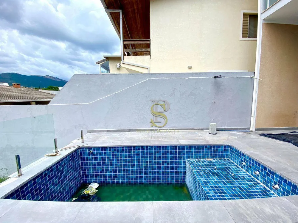 Casa, 3 quartos, 240 m² - Foto 11