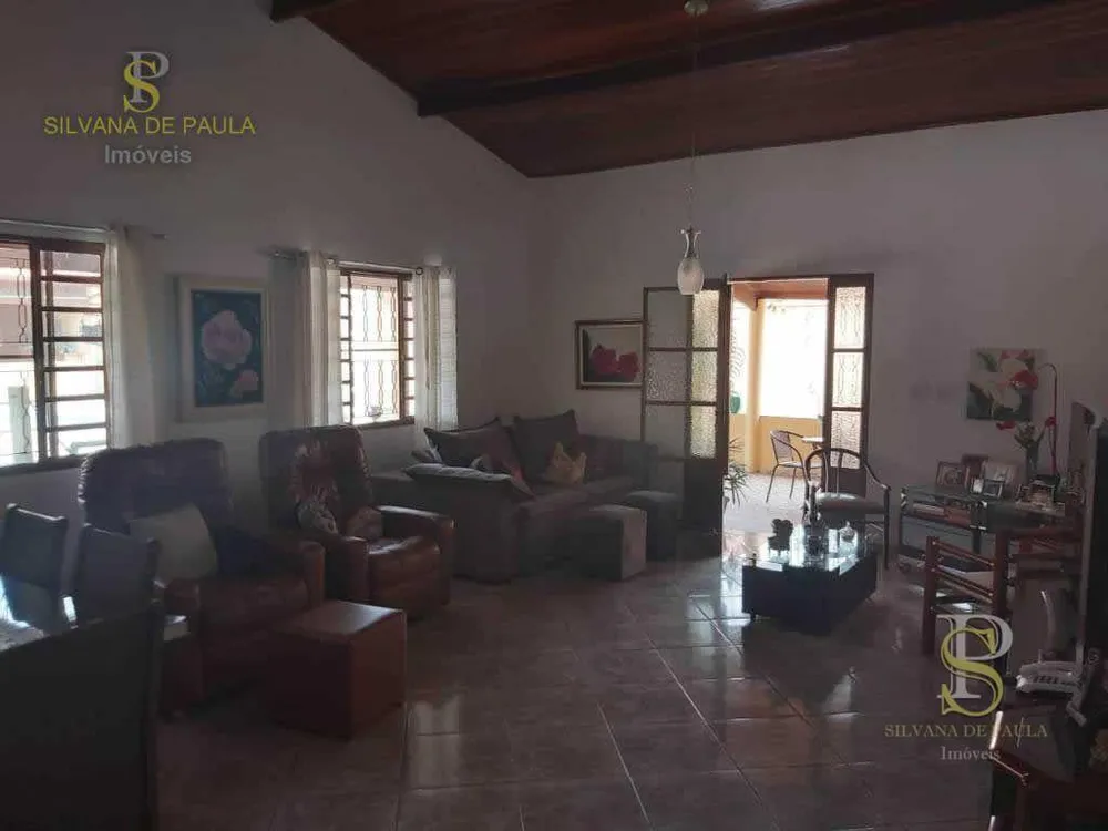 Chácara, 3 quartos, 2360 m² - Foto 5