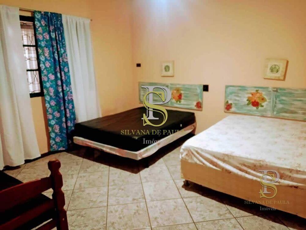 Chácara à venda com 9 quartos, 1000m² - Foto 2