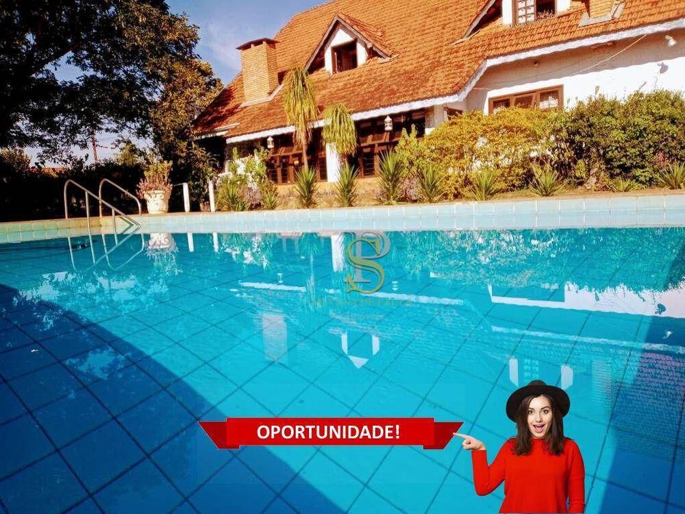 Chácara à venda com 9 quartos, 1000m² - Foto 1