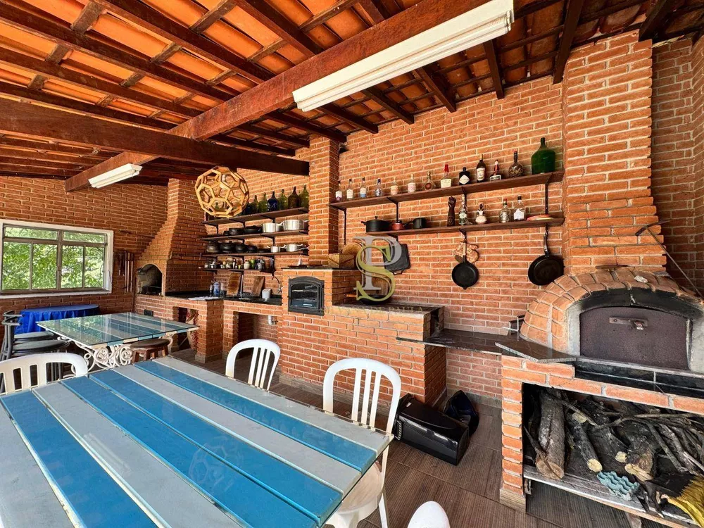 Chácara, 3 quartos, 6065 m² - Foto 1
