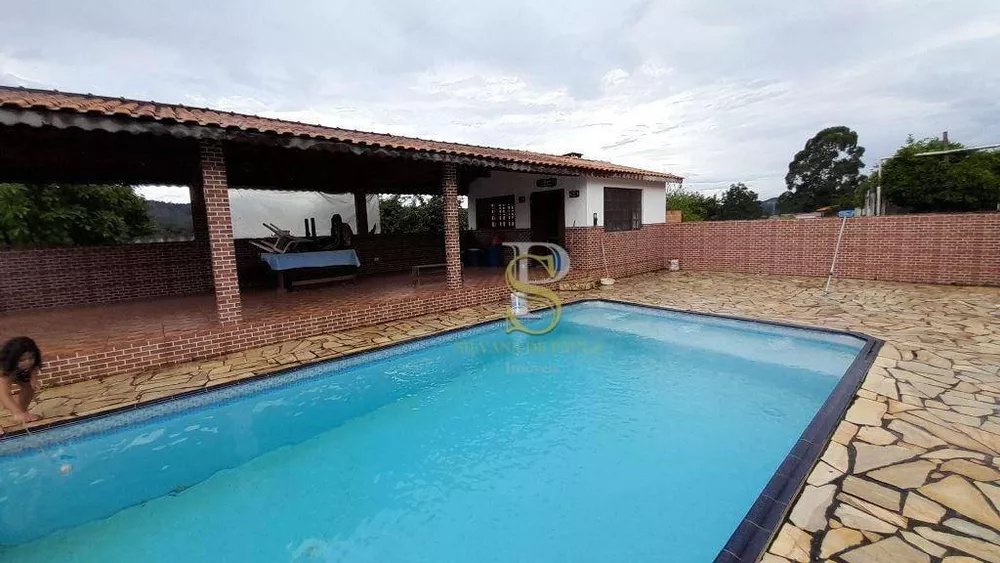 Chácara, 3 quartos, 1000 m² - Foto 1