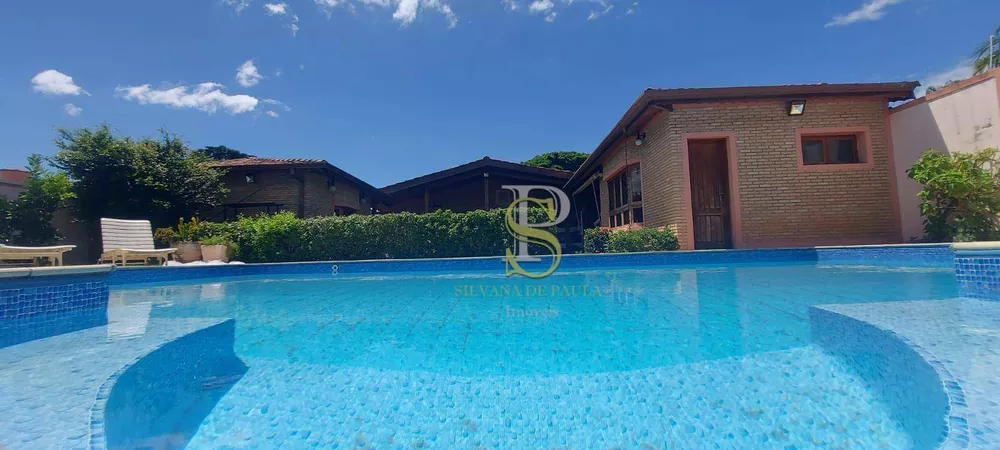 Casa, 3 quartos, 300 m² - Foto 1