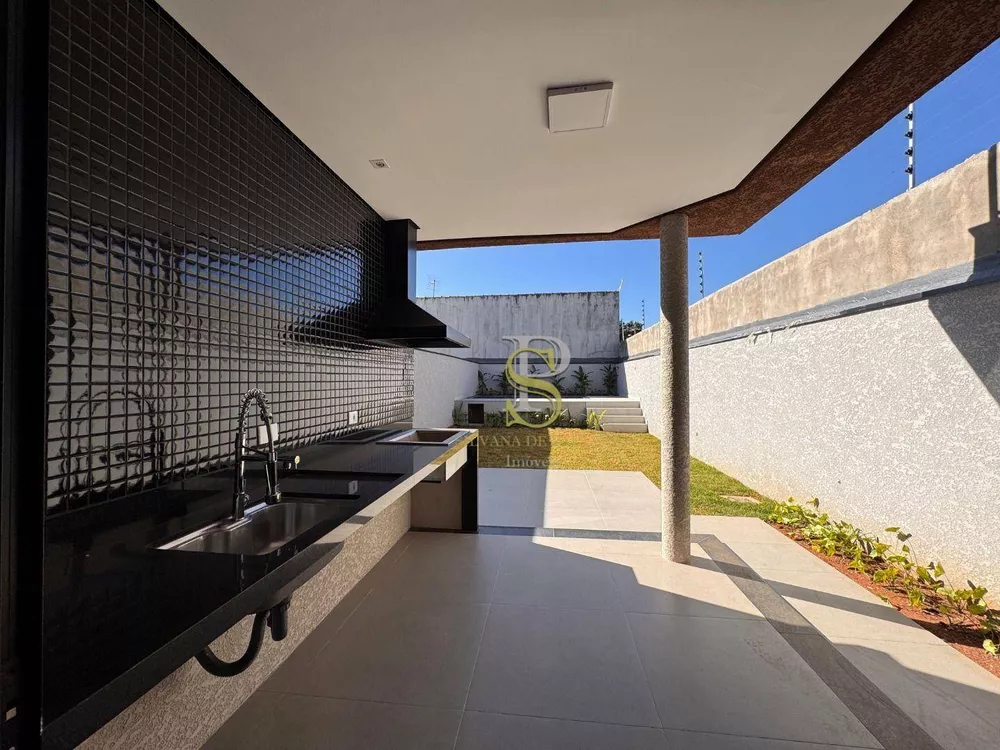 Casa, 3 quartos, 204 m² - Foto 1