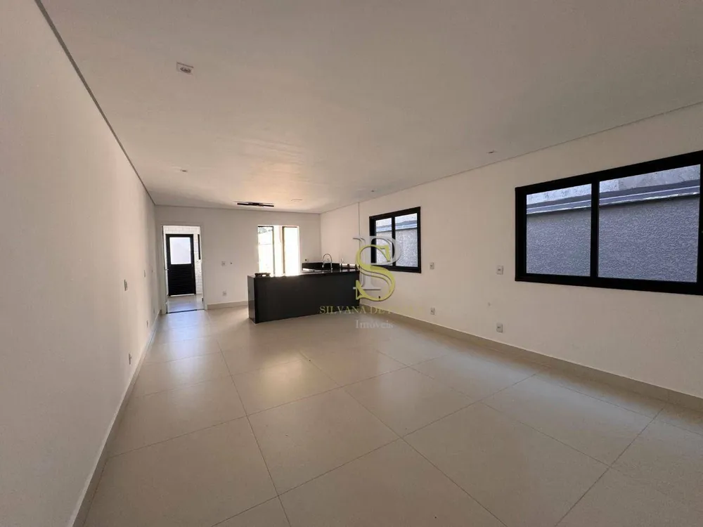 Casa, 3 quartos, 204 m² - Foto 4