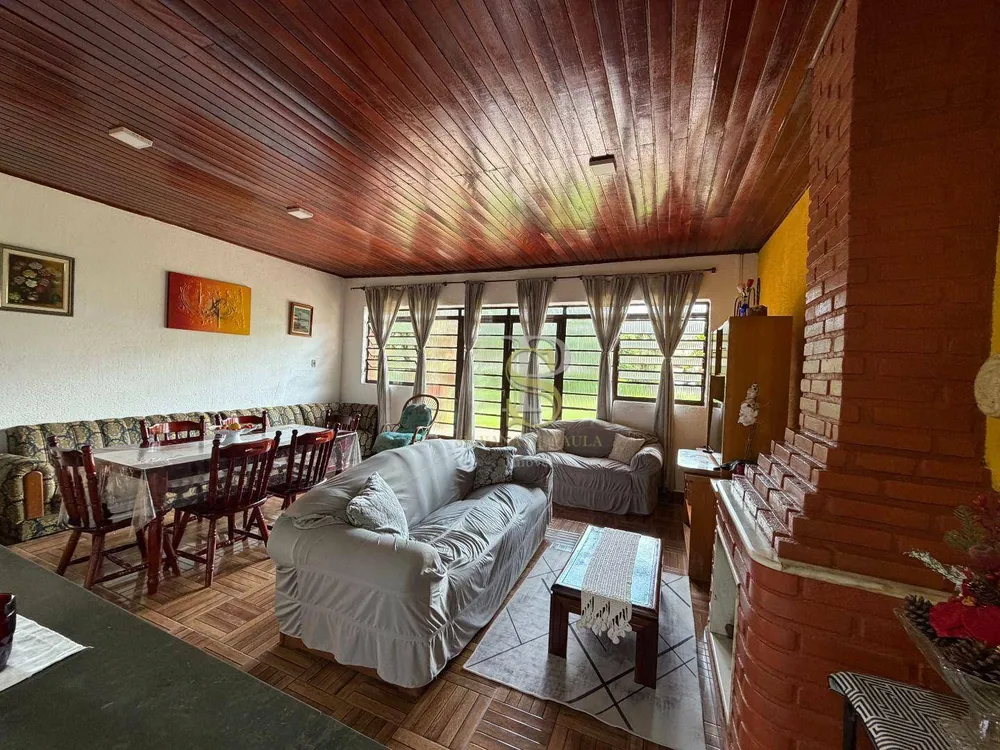 Chácara, 4 quartos, 3000 m² - Foto 1