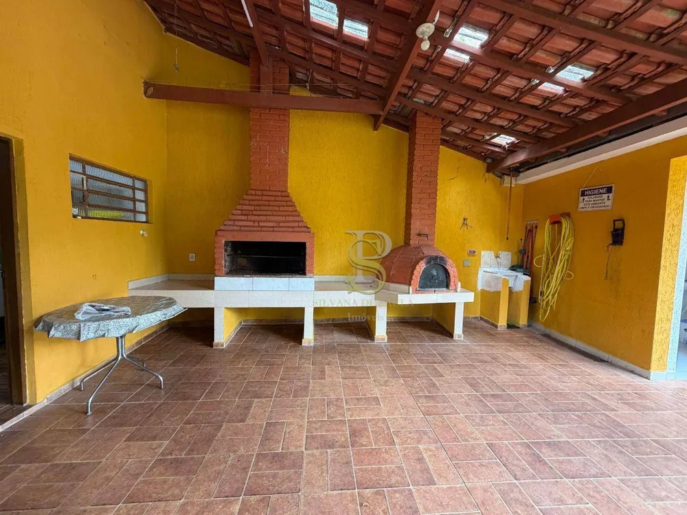 Chácara, 4 quartos, 3000 m² - Foto 8
