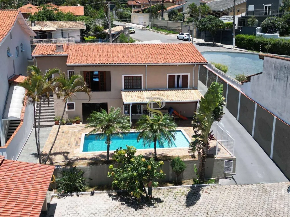 Casa, 3 quartos, 450 m² - Foto 2