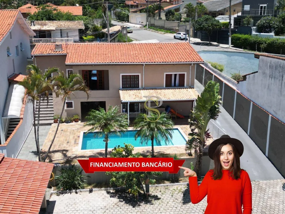 Casa, 3 quartos, 450 m² - Foto 1