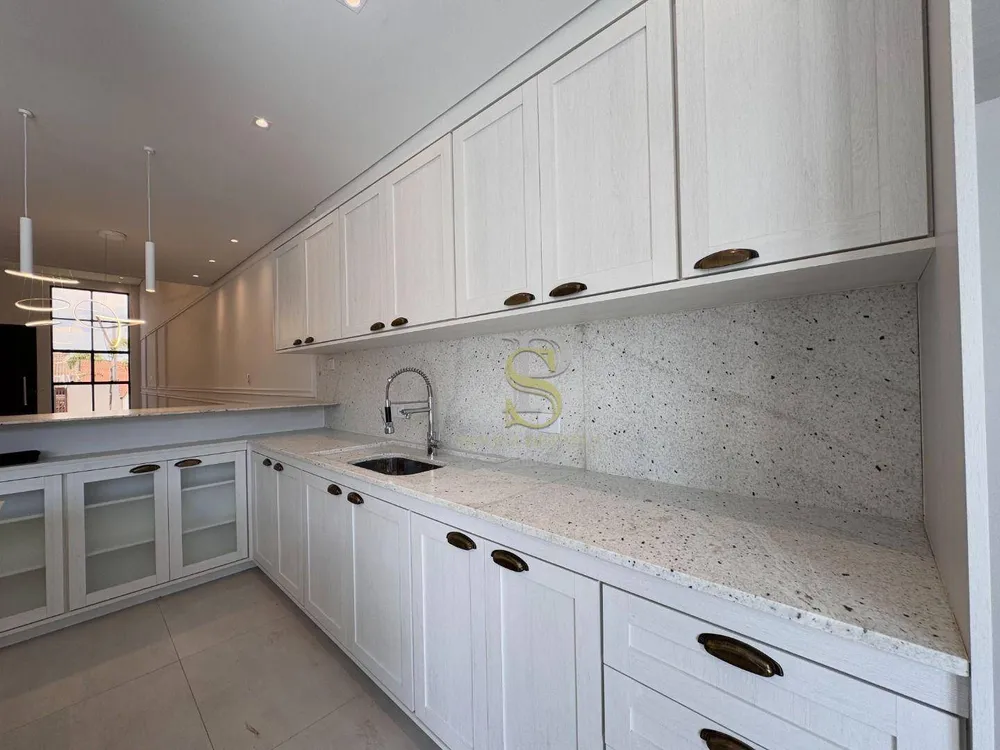 Casa, 3 quartos, 220 m² - Foto 10