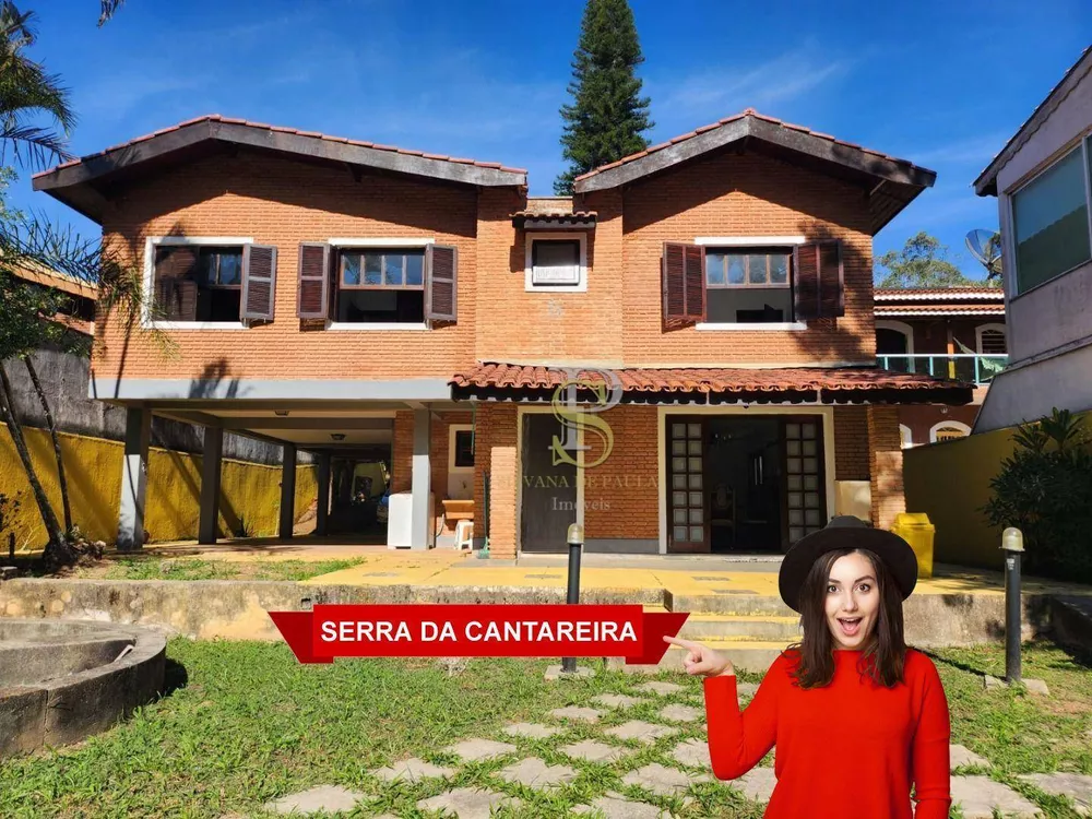 Casa, 4 quartos, 243 m² - Foto 1