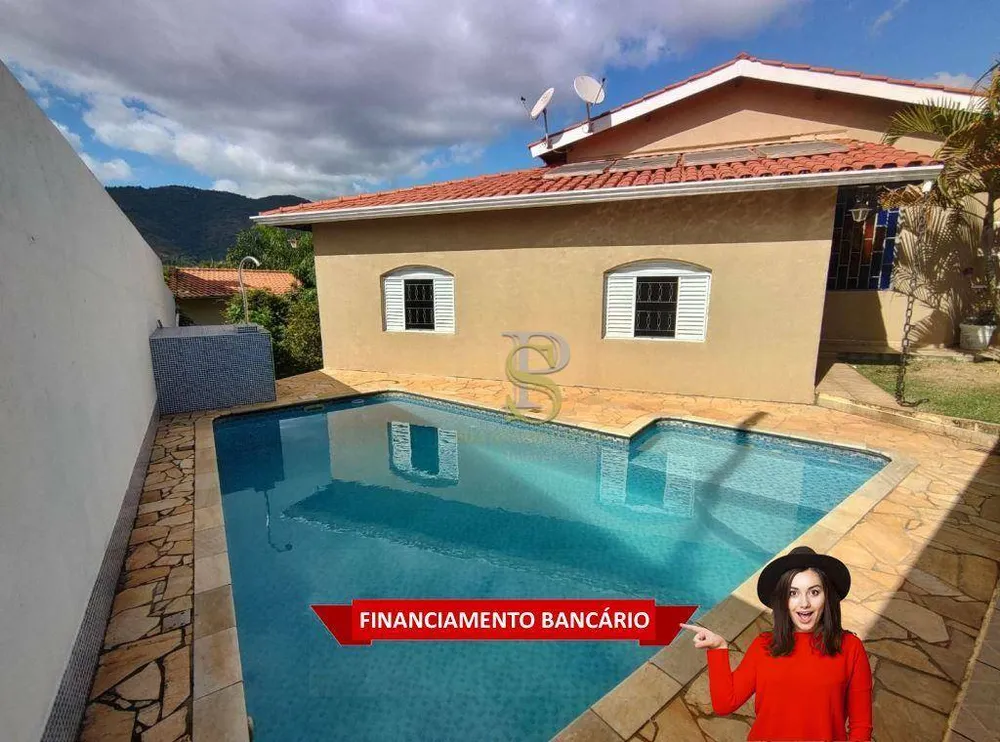 Casa, 3 quartos, 250 m² - Foto 1