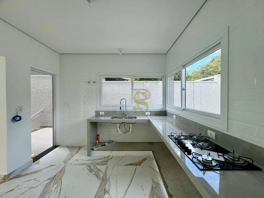 Casa, 3 quartos, 283 m² - Foto 3