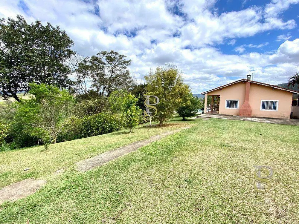 Chácara, 4 quartos, 1150 m² - Foto 2