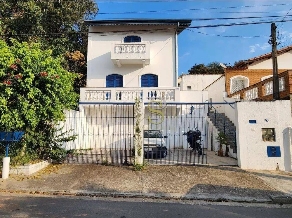 Casa, 3 quartos, 250 m² - Foto 1