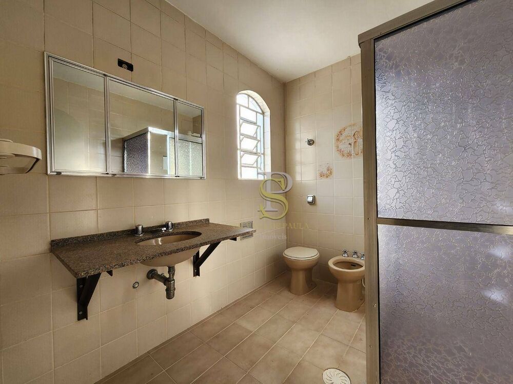 Casa, 3 quartos, 250 m² - Foto 4