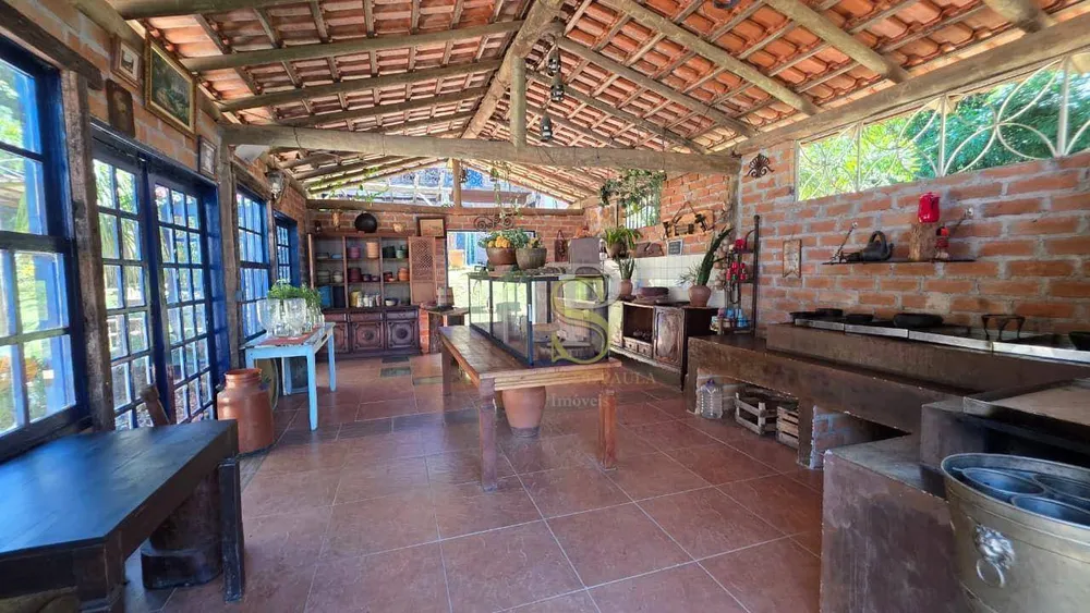 Casa, 4 quartos, 650 m² - Foto 1