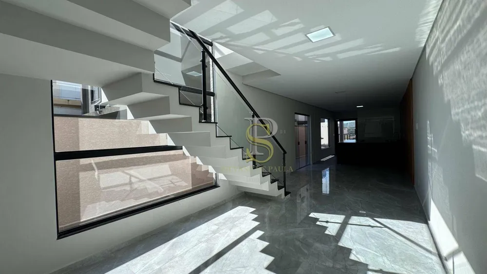 Casa, 3 quartos, 180 m² - Foto 2