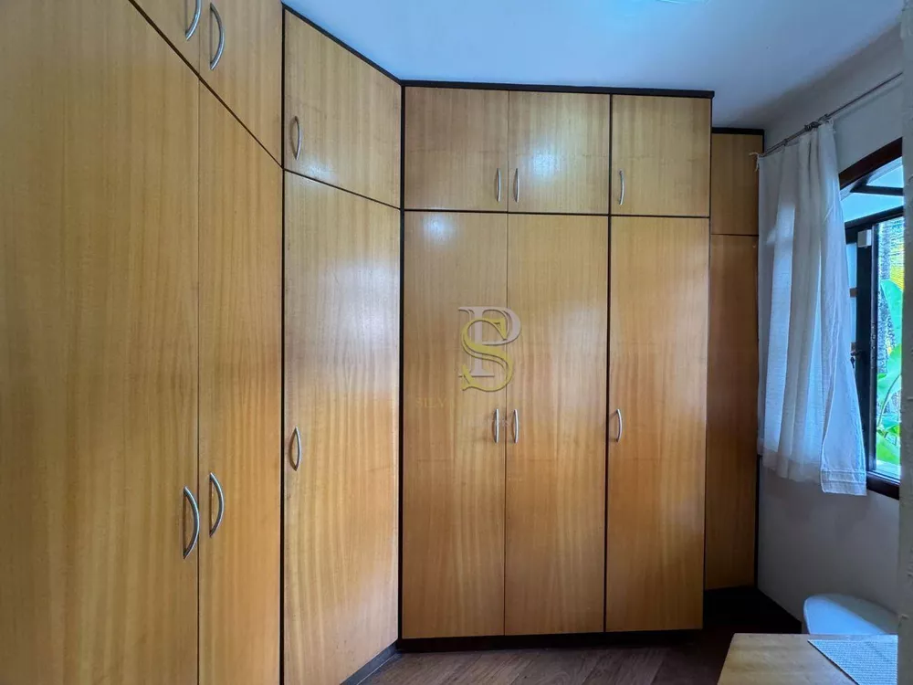 Casa de Condomínio à venda com 4 quartos, 500m² - Foto 36