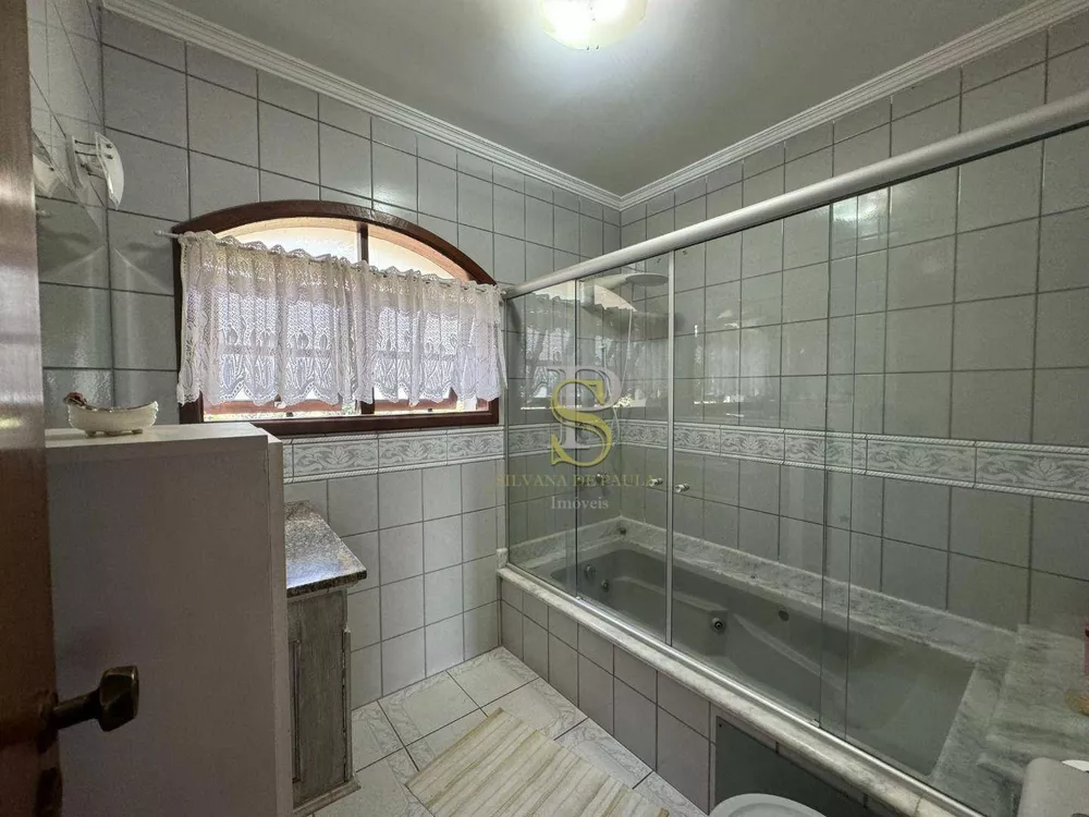 Casa de Condomínio à venda com 4 quartos, 500m² - Foto 34