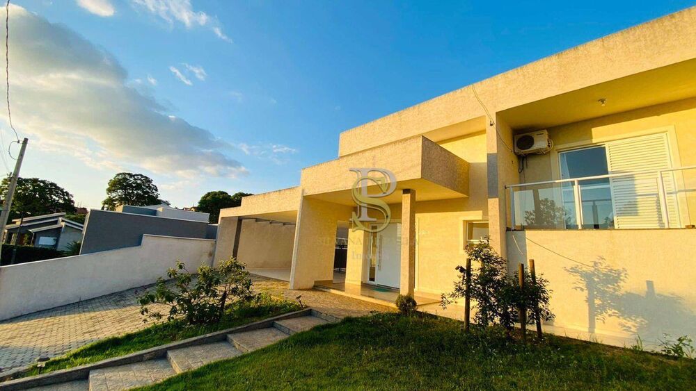 Casa de Condomínio à venda com 5 quartos, 350m² - Foto 1