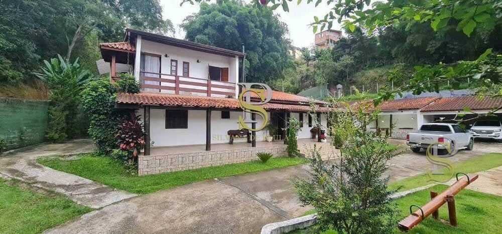 Chácara à venda com 5 quartos, 650m² - Foto 1