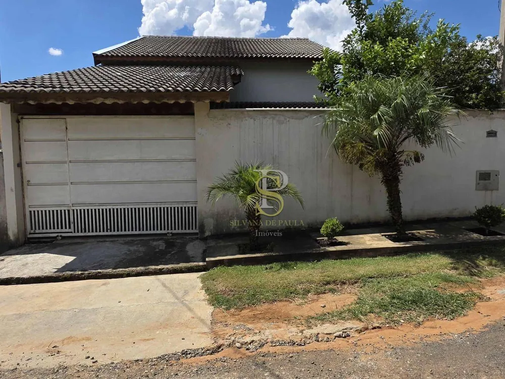 Casa, 2 quartos, 180 m² - Foto 1