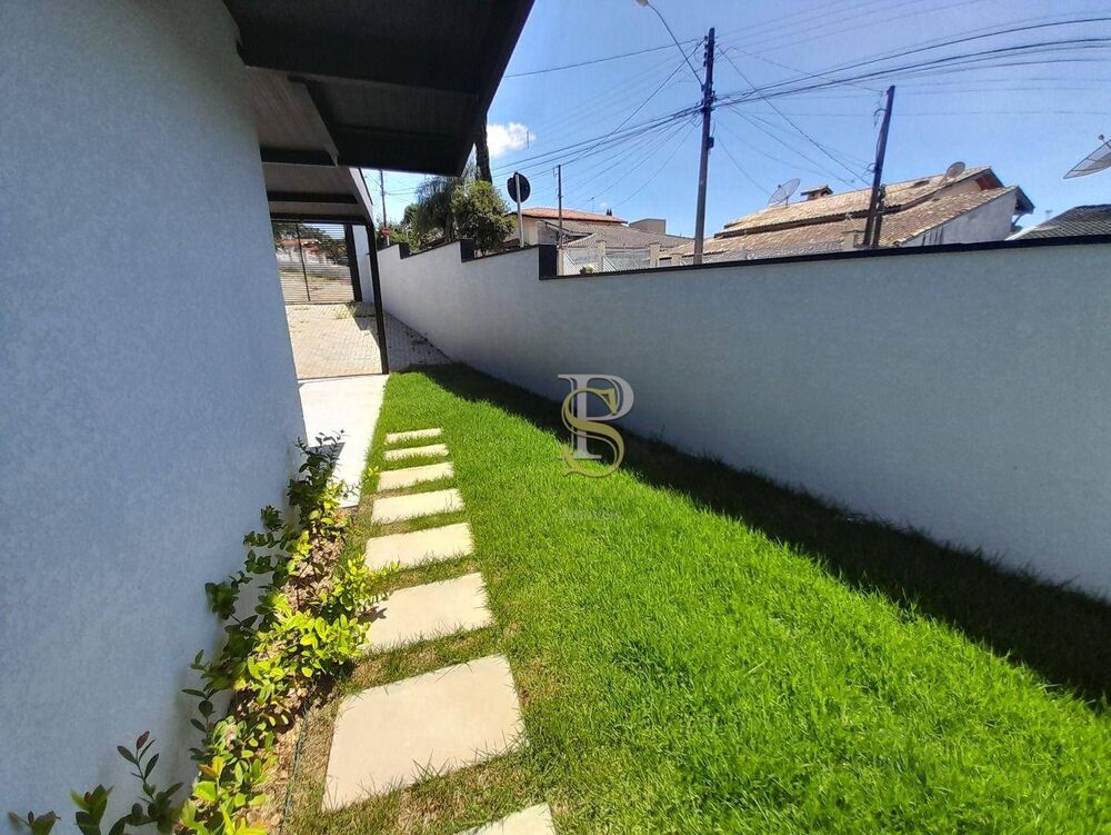 Casa, 3 quartos, 235 m² - Foto 3
