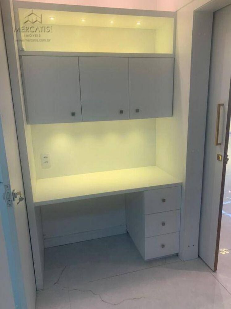 Apartamento à venda com 3 quartos, 143m² - Foto 9