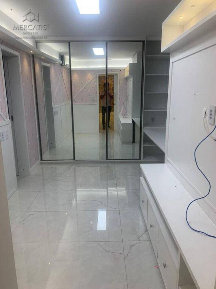 Apartamento à venda com 3 quartos, 143m² - Foto 8