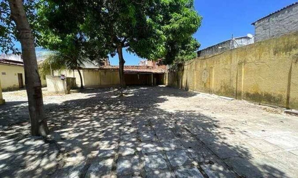 Casa à venda com 4 quartos, 231m² - Foto 7