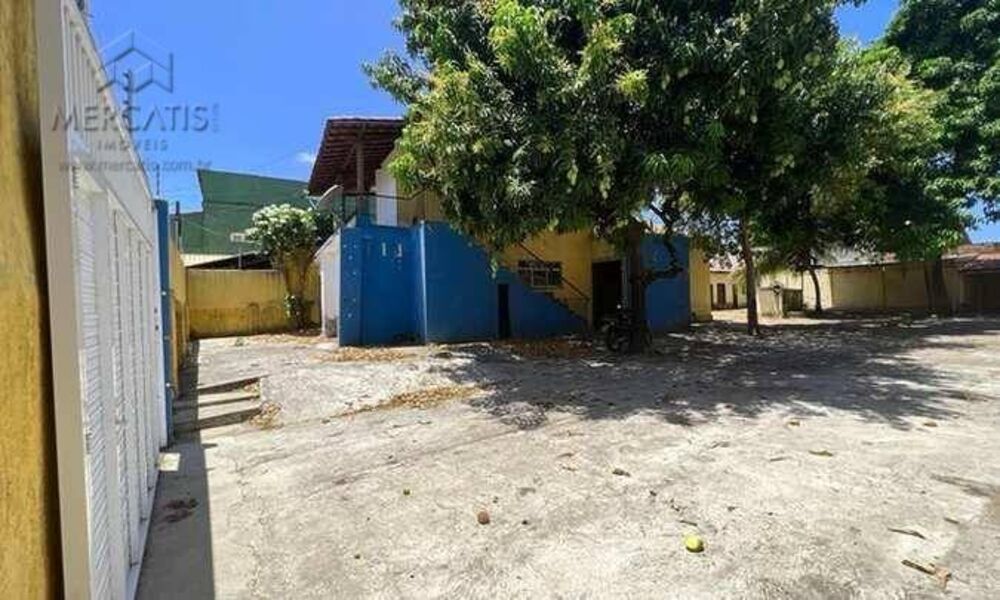 Casa à venda com 4 quartos, 231m² - Foto 5