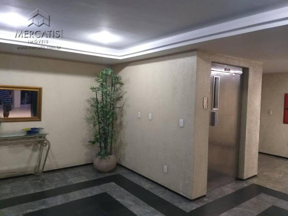 Apartamento à venda com 3 quartos, 114m² - Foto 3