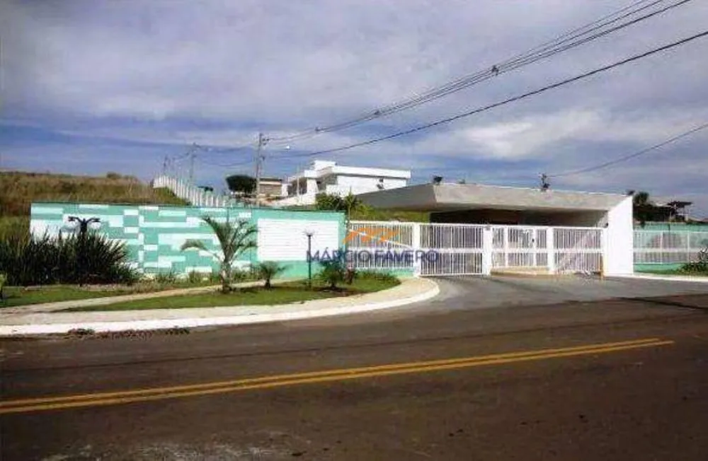 Loteamento e Condomínio, 1000 m² - Foto 1