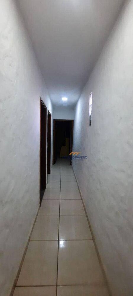 Casa, 3 quartos, 192 m² - Foto 2