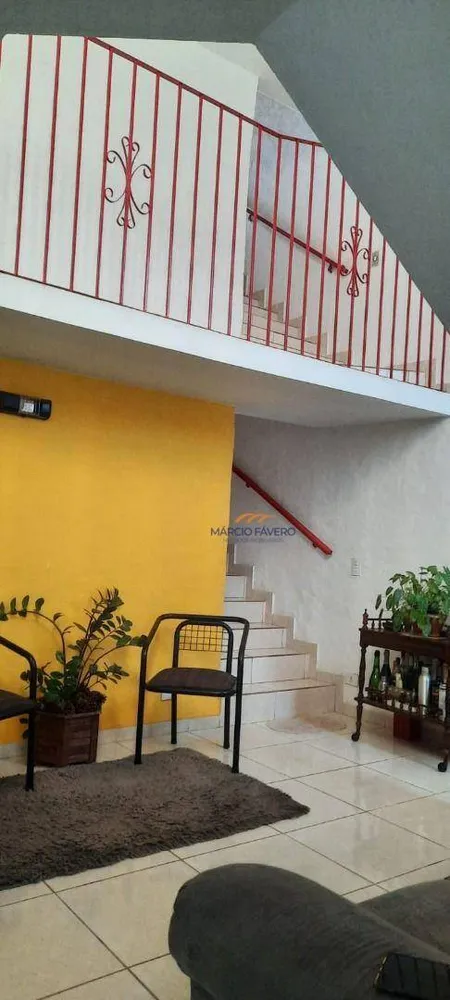 Casa, 3 quartos, 192 m² - Foto 1