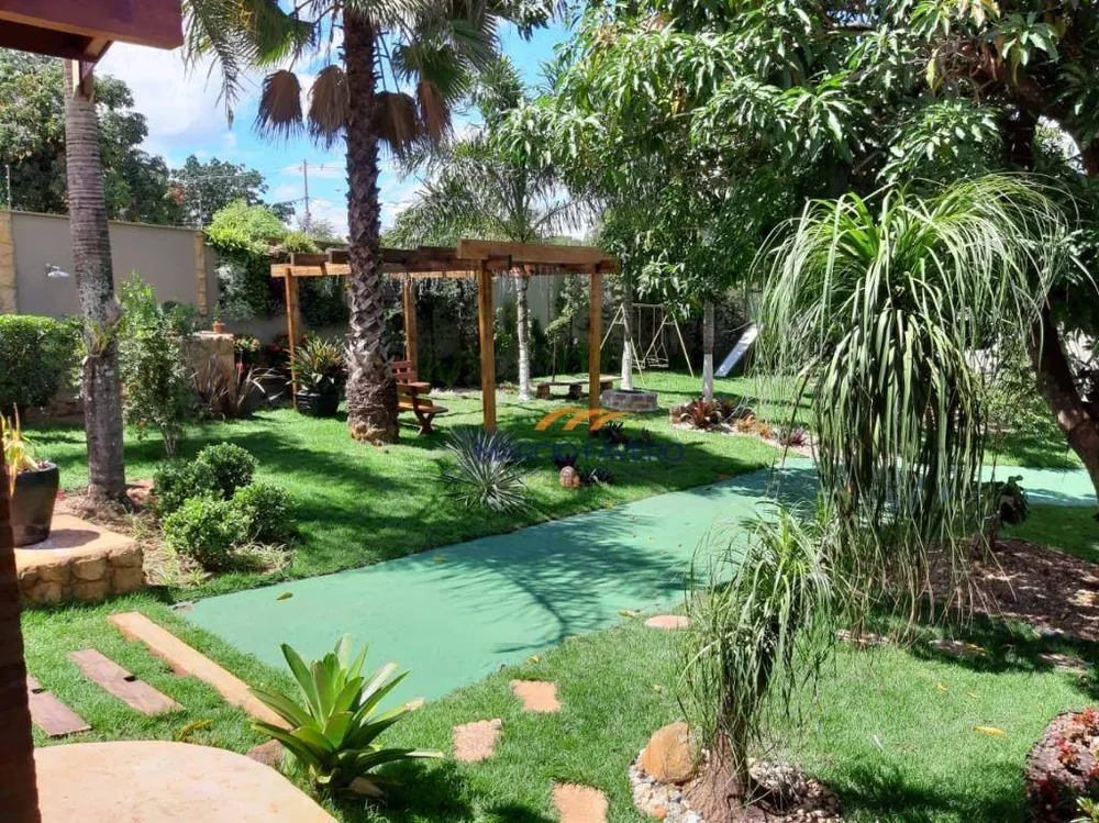 Chácara, 3 quartos, 1000 m² - Foto 1
