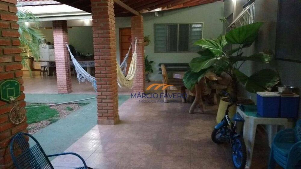 Chácara, 3 quartos, 1000 m² - Foto 1