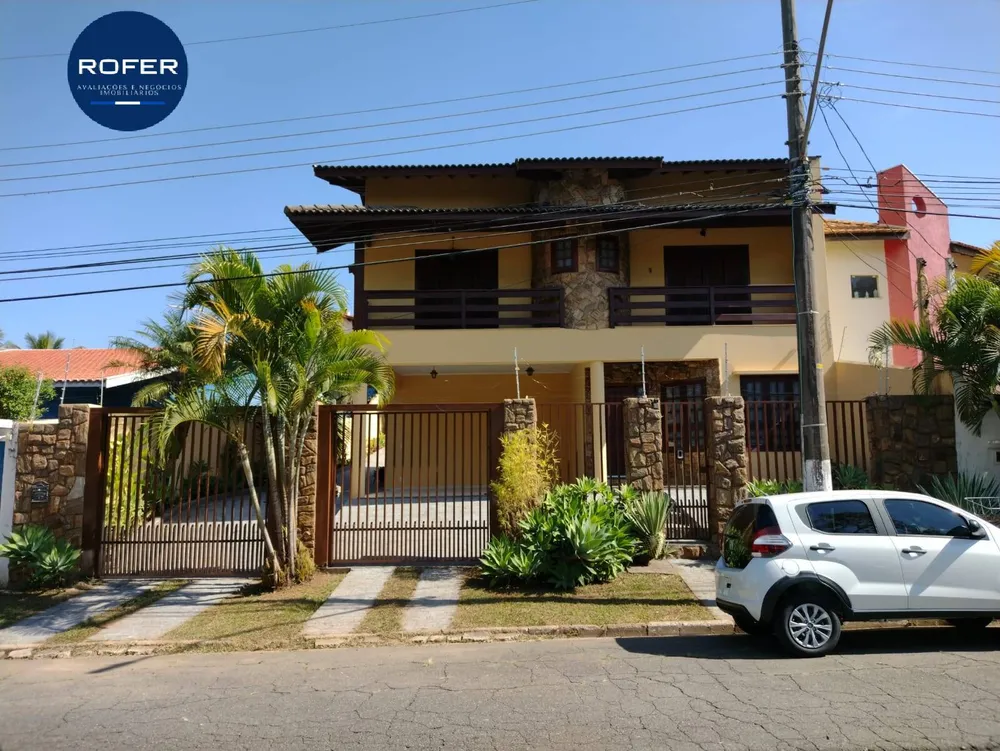 Casa, 5 quartos, 388 m² - Foto 1