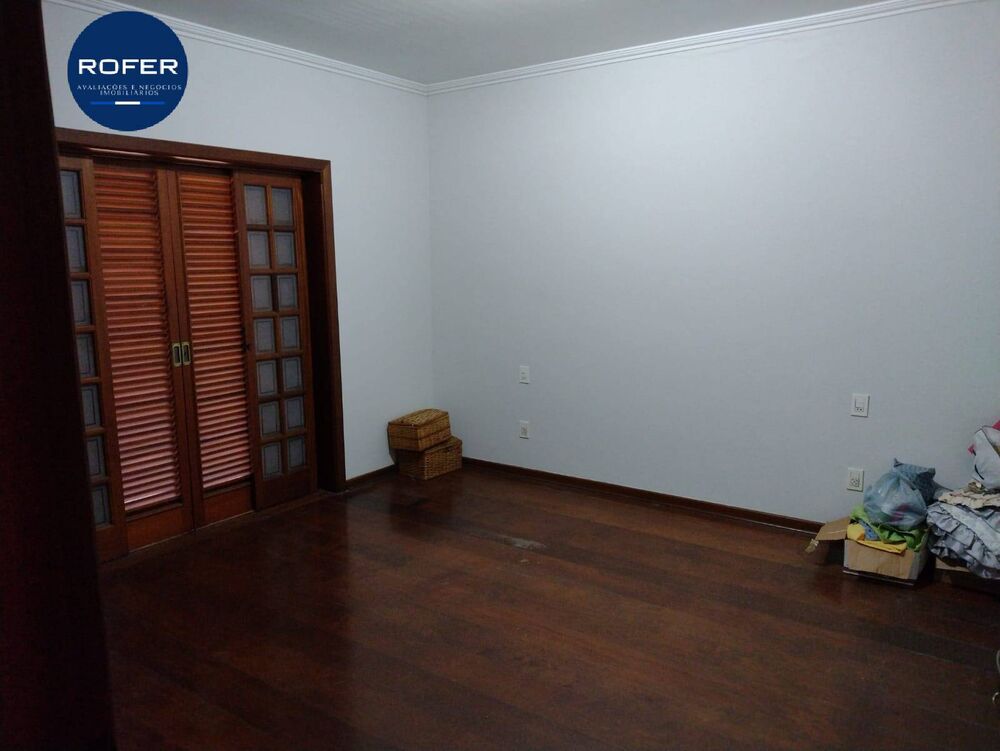 Casa, 5 quartos, 388 m² - Foto 4