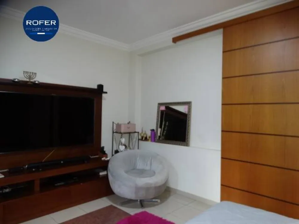 Casa, 6 quartos, 488 m² - Foto 2