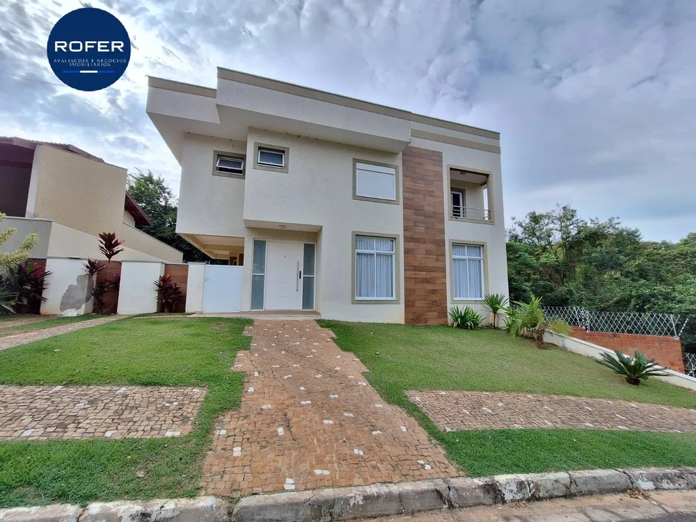 Casa, 3 quartos, 245 m² - Foto 1
