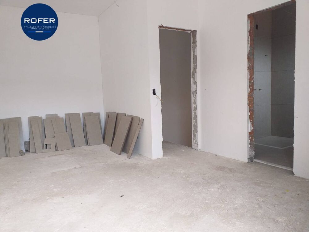 Casa à venda e aluguel com 3 quartos, 141m² - Foto 4