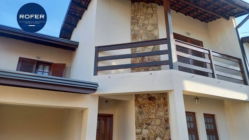 Casa, 3 quartos, 259 m² - Foto 1