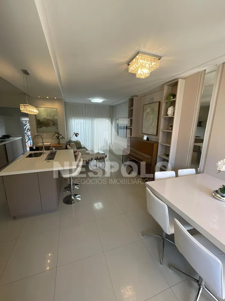 Casa, 3 quartos, 198 m² - Foto 2