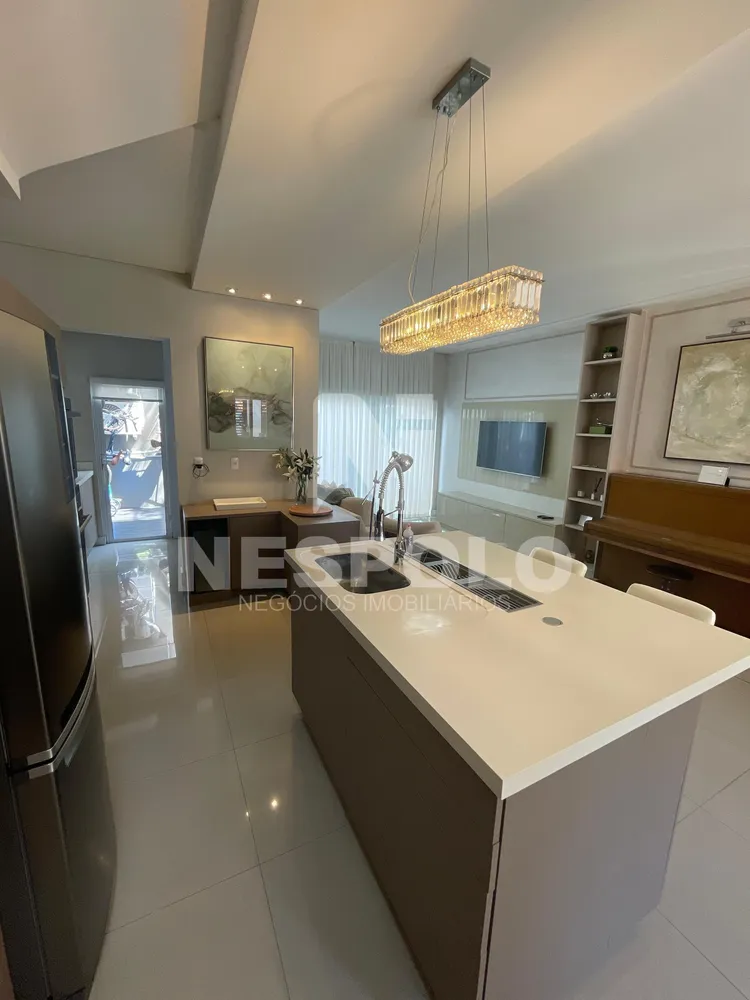 Casa, 3 quartos, 198 m² - Foto 4