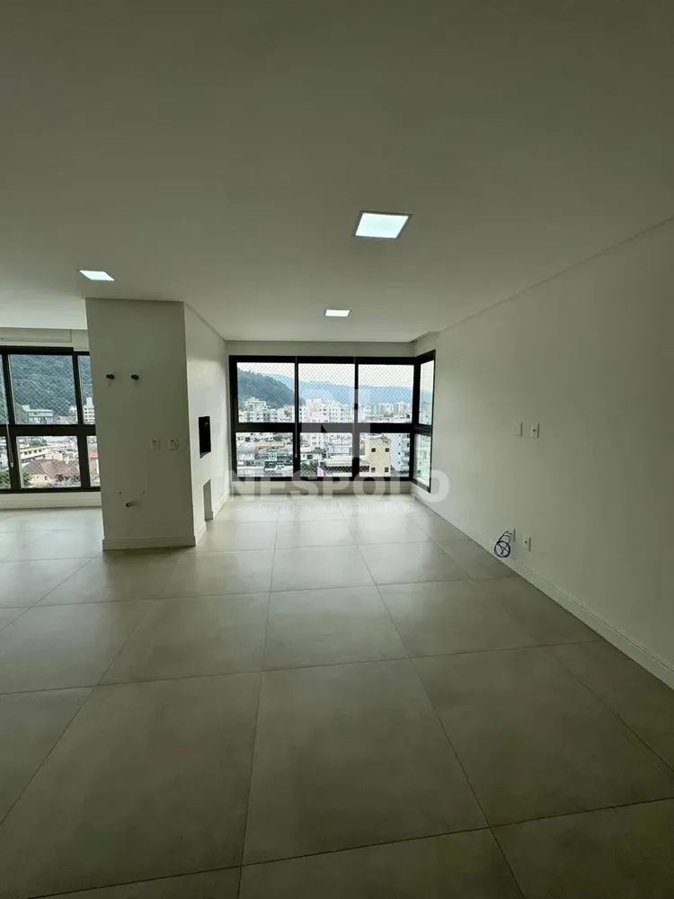 Apartamento, 3 quartos, 122 m² - Foto 3
