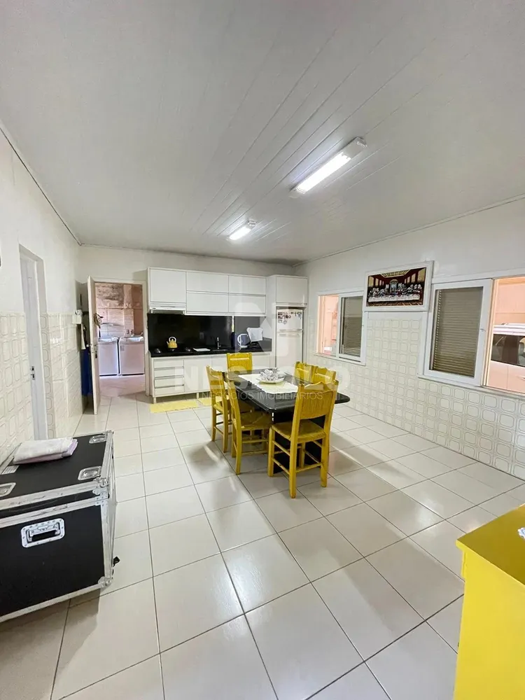 Casa, 3 quartos, 300 m² - Foto 5