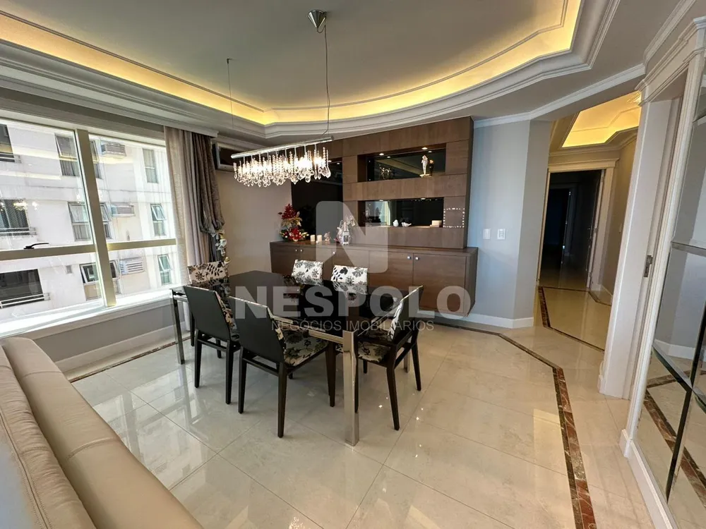 Apartamento, 3 quartos, 170 m² - Foto 1